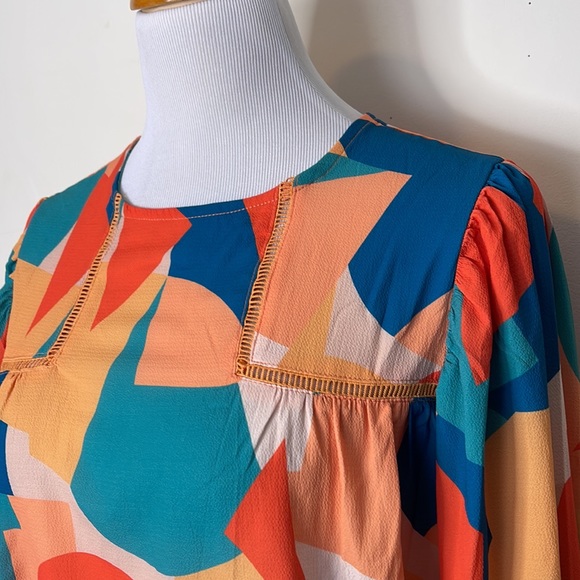 Vici Multi Color Shapes Top NWT Size XS - Picture 2 of 7